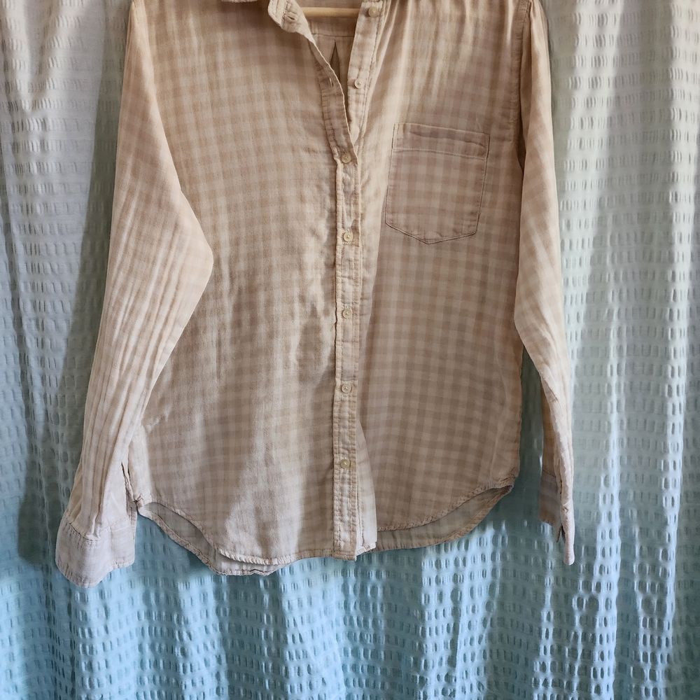 Everlane Essential Lightweight Cotton Shirt